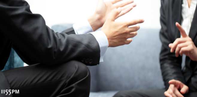 Commercial, Claims, Contract Management Advisory for industrial projects. Transnational and local. Always with evidenced value. Quelle: istockphoto.com; Urheber: kickimages; Bild:; Hand gesture of a businesswoman and businessman in meeting. Commercial, Claims, Contract Management Advisory for industrial projects. Transnational and local. Always with evidenced value. Quelle: istockphoto.com; Urheber: kickimages; Bild:; Hand gesture of a businesswoman and businessman in meeting.